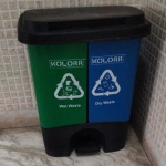 Separate-waste-bin-for-wet-and-dry-waste